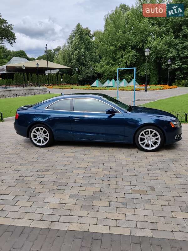 Купе Audi A5 2010 в Києві