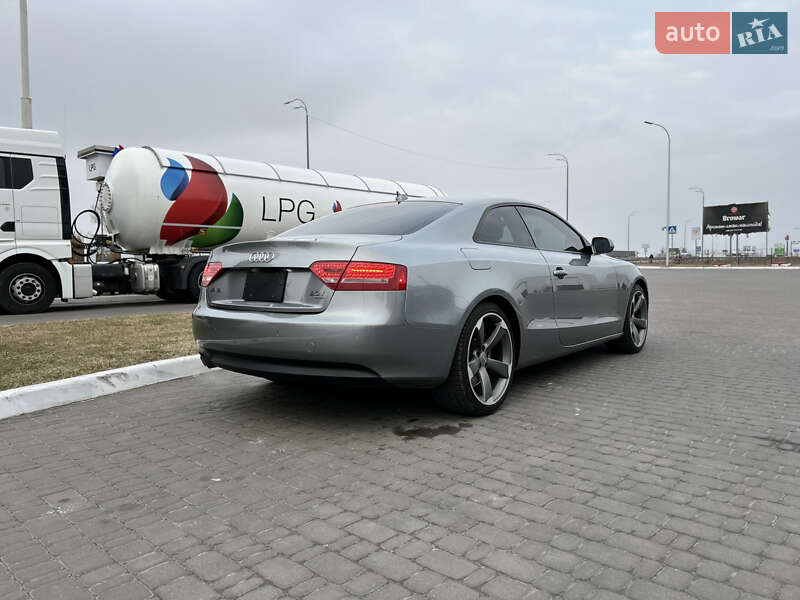 Купе Audi A5 2011 в Ровно