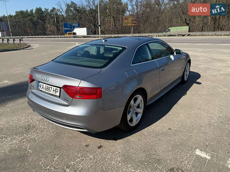 Купе Audi A5 2015 в Киеве