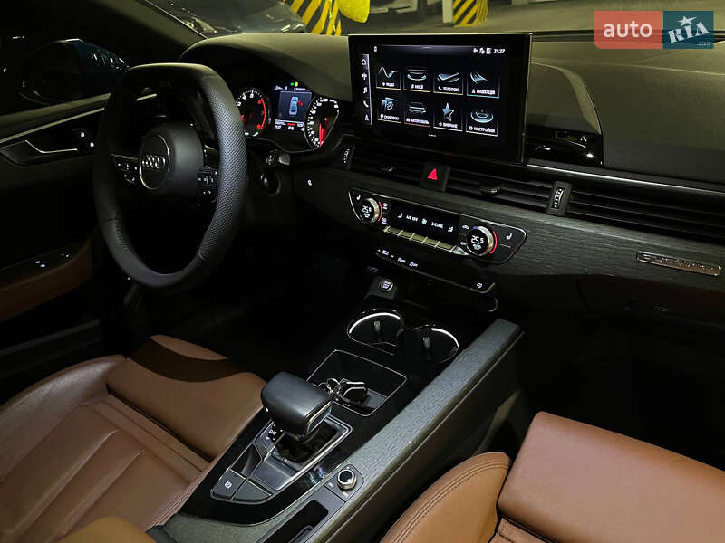 Купе Audi A5 2022 в Львове