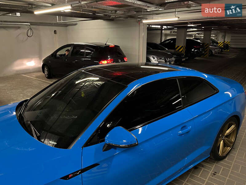 Купе Audi A5 2022 в Львове