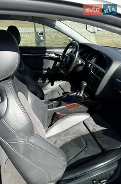 Купе Audi A5 2010 в 