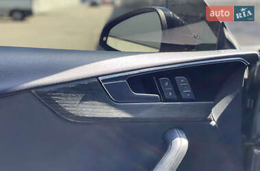 Ліфтбек Audi A5 2020 в 