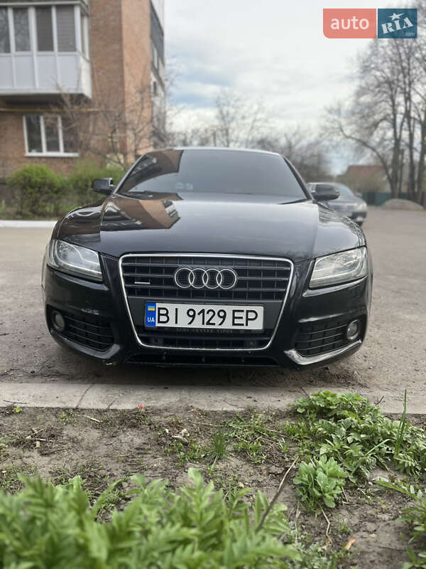 Купе Audi A5 2010 в Карловке