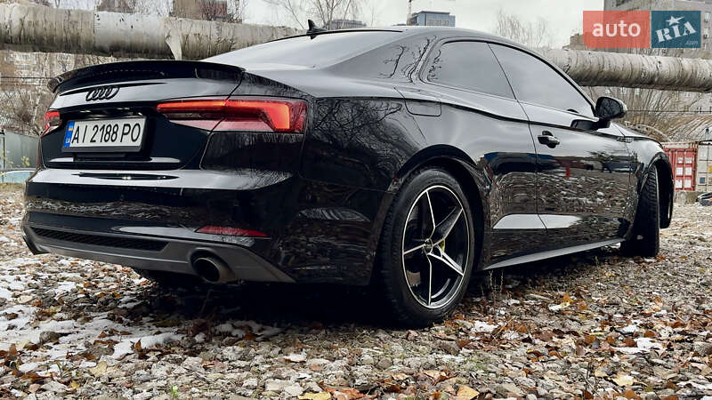 Купе Audi A5 2017 в Киеве
