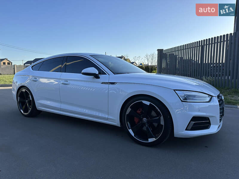 Купе Audi A5 2019 в 