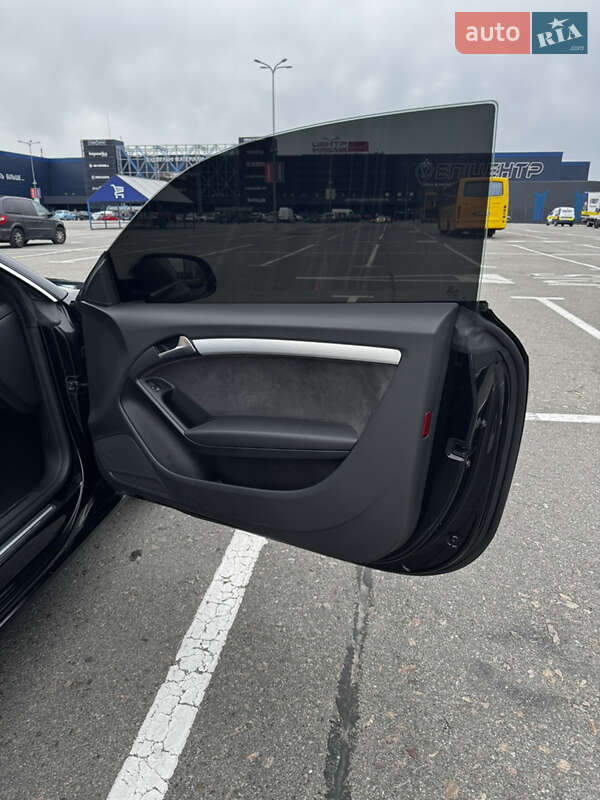 Купе Audi A5 2009 в Киеве