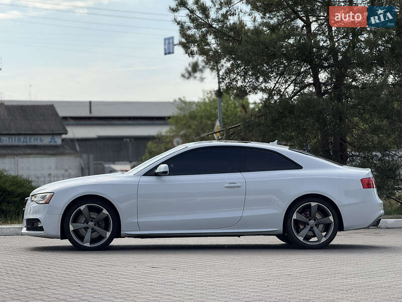 Купе Audi A5 2015 в Киеве