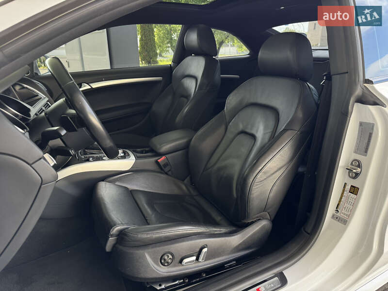Купе Audi A5 2015 в Киеве