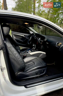 Купе Audi A5 2010 в 