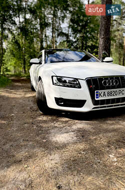 Купе Audi A5 2010 в 