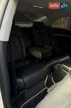 Купе Audi A5 2010 в 