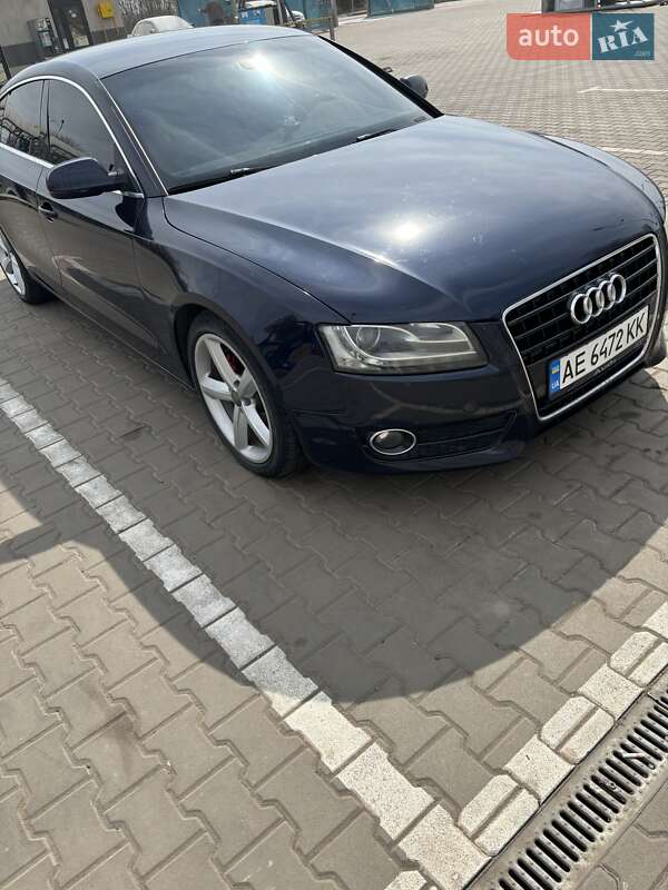 Купе Audi A5 2011 в Кривом Роге