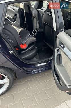 Купе Audi A5 2011 в 