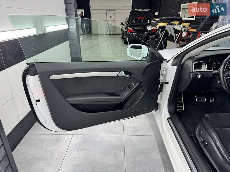 Купе Audi A5 2012 в Киеве