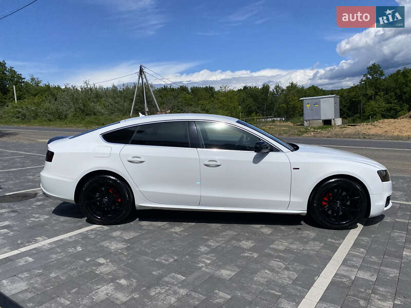 Купе Audi A5 2011 в Ужгороді
