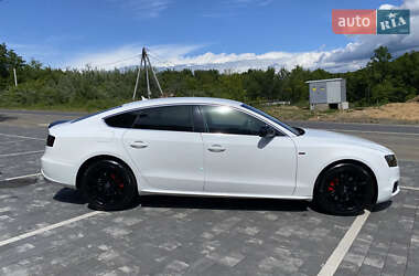 Купе Audi A5 2011 в 