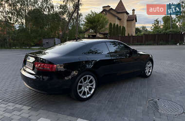 Купе Audi A5 2010 в 