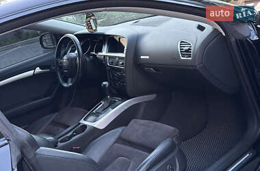 Купе Audi A5 2010 в 