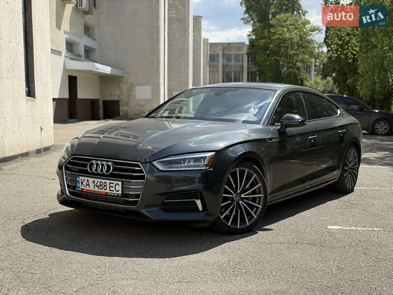 Купе Audi A5 2018 в Киеве