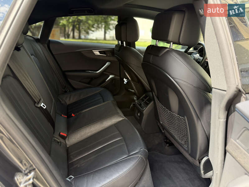 Купе Audi A5 2018 в Киеве