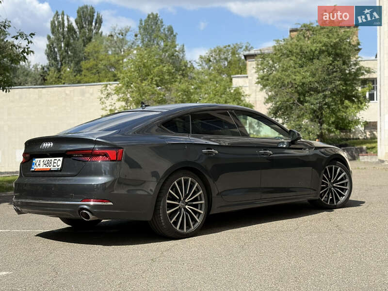 Купе Audi A5 2018 в Киеве
