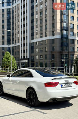 Купе Audi A5 2012 в 