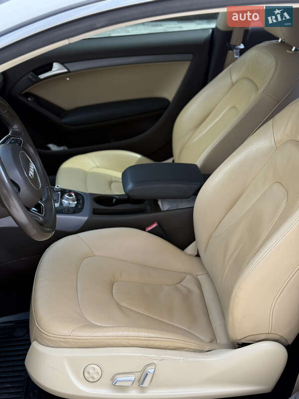 Купе Audi A5 2012 в Киеве