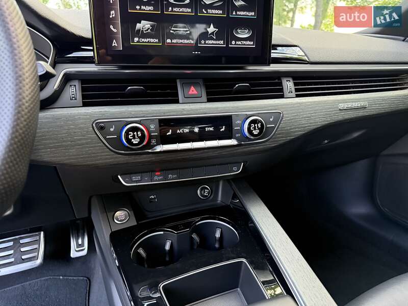 Купе Audi A5 2023 в Киеве