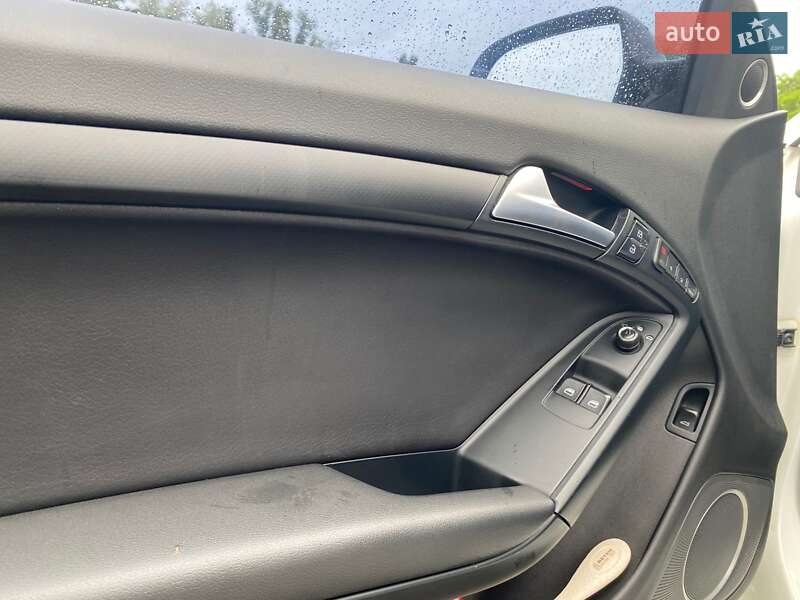 Купе Audi A5 2011 в Киеве