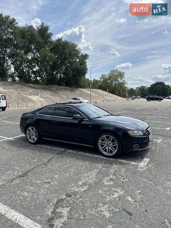 Купе Audi A5 2012 в Києві