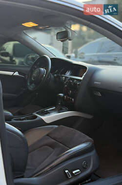 Купе Audi A5 2011 в 