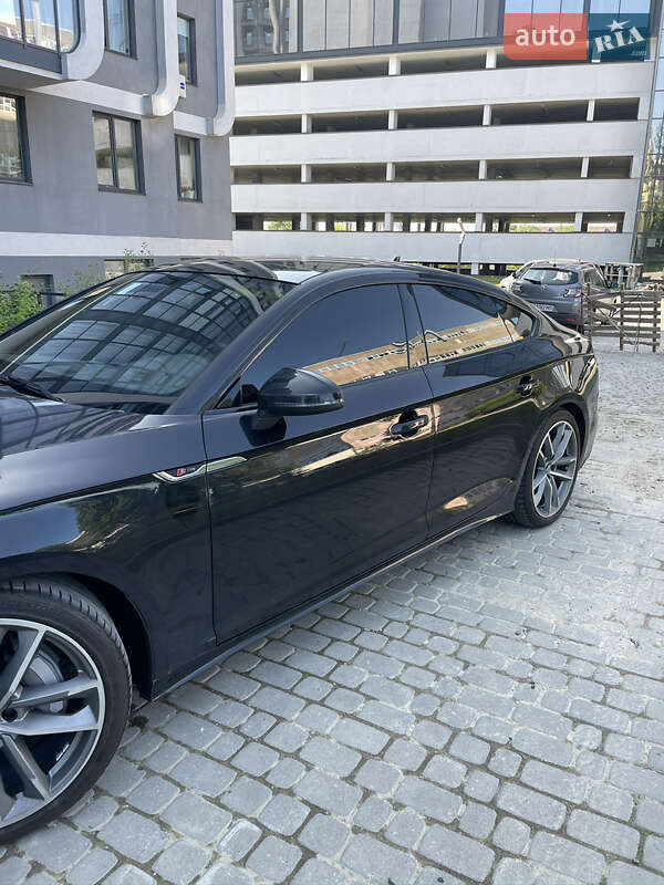 Лифтбек Audi A5 2020 в Львове