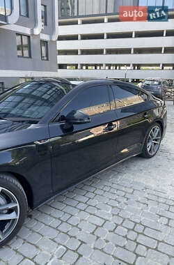 Ліфтбек Audi A5 2020 в 