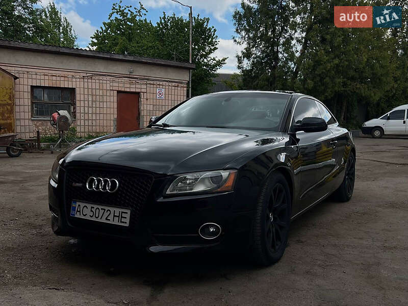 Купе Audi A5 2010 в Луцке