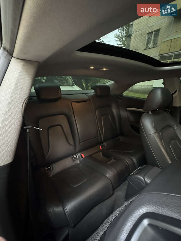 Купе Audi A5 2012 в Киеве