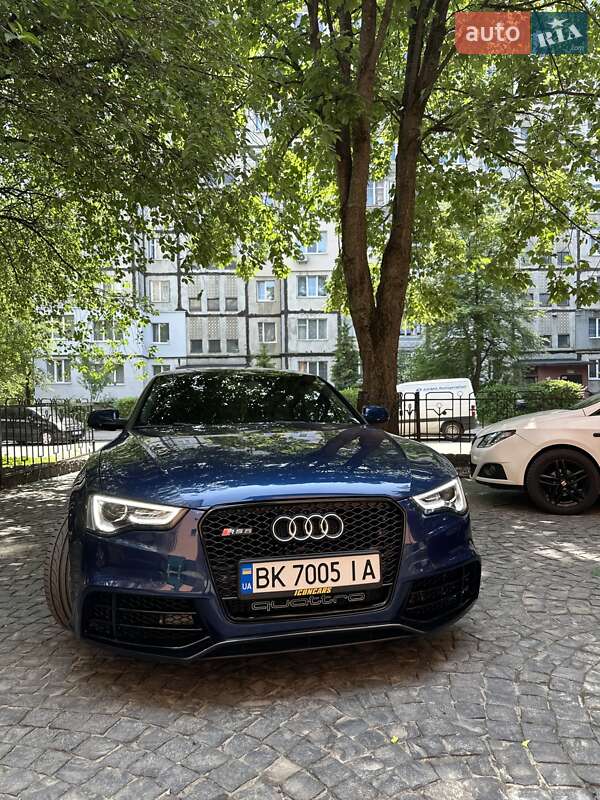Купе Audi A5 2016 в 
