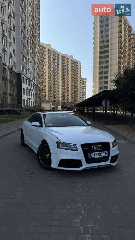 Купе Audi A5 2011 в 