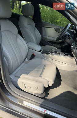 Купе Audi A5 2017 в 