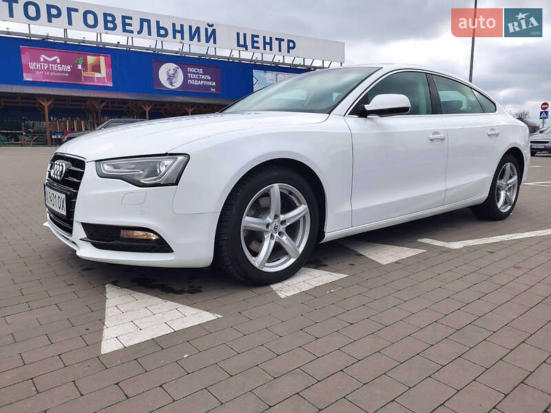 Купе Audi A5 2015 в 