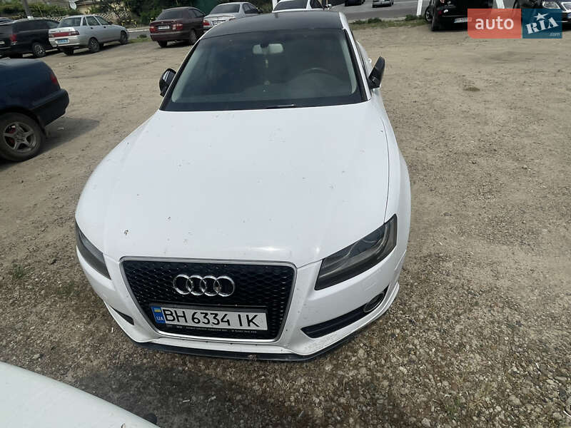 Купе Audi A5 2010 в 
