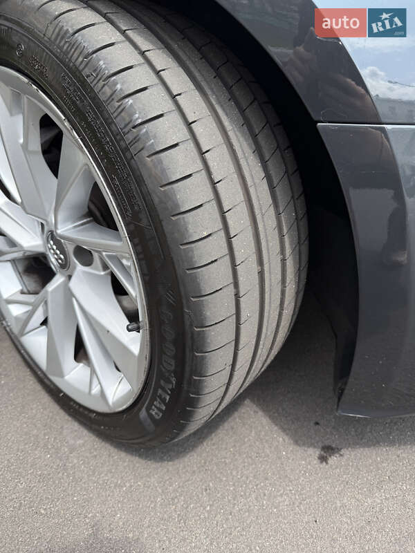 Лифтбек Audi A5 2020 в Киеве