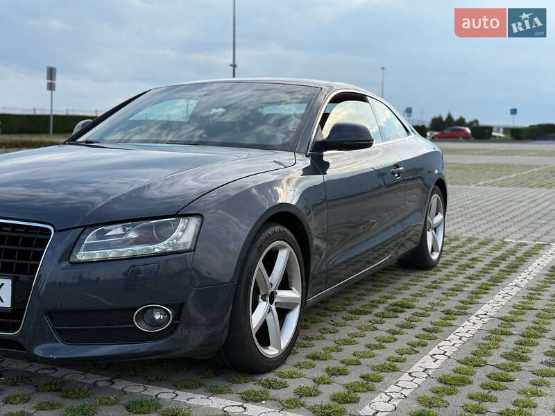 Купе Audi A5 2009 в Херсоне