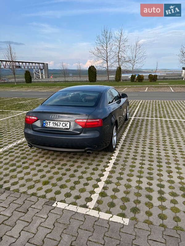 Купе Audi A5 2009 в Херсоне