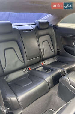 Купе Audi A5 2009 в 