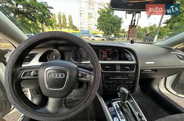 Купе Audi A5 2010 в 