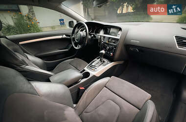 Купе Audi A5 2011 в 
