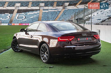 Купе Audi A5 2013 в 