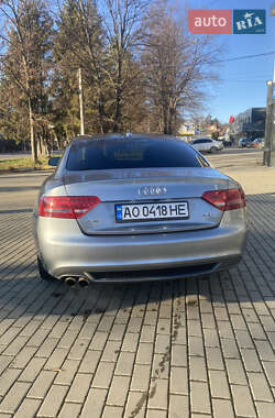 Купе Audi A5 2010 в 