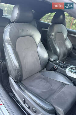 Купе Audi A5 2010 в 